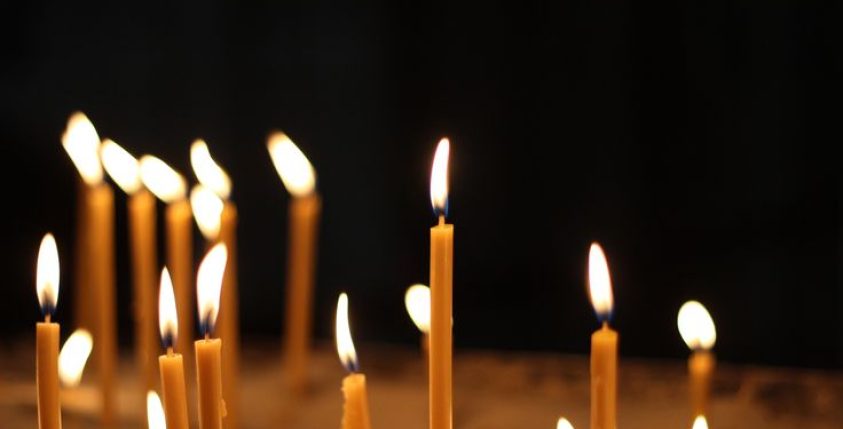 lighten candles